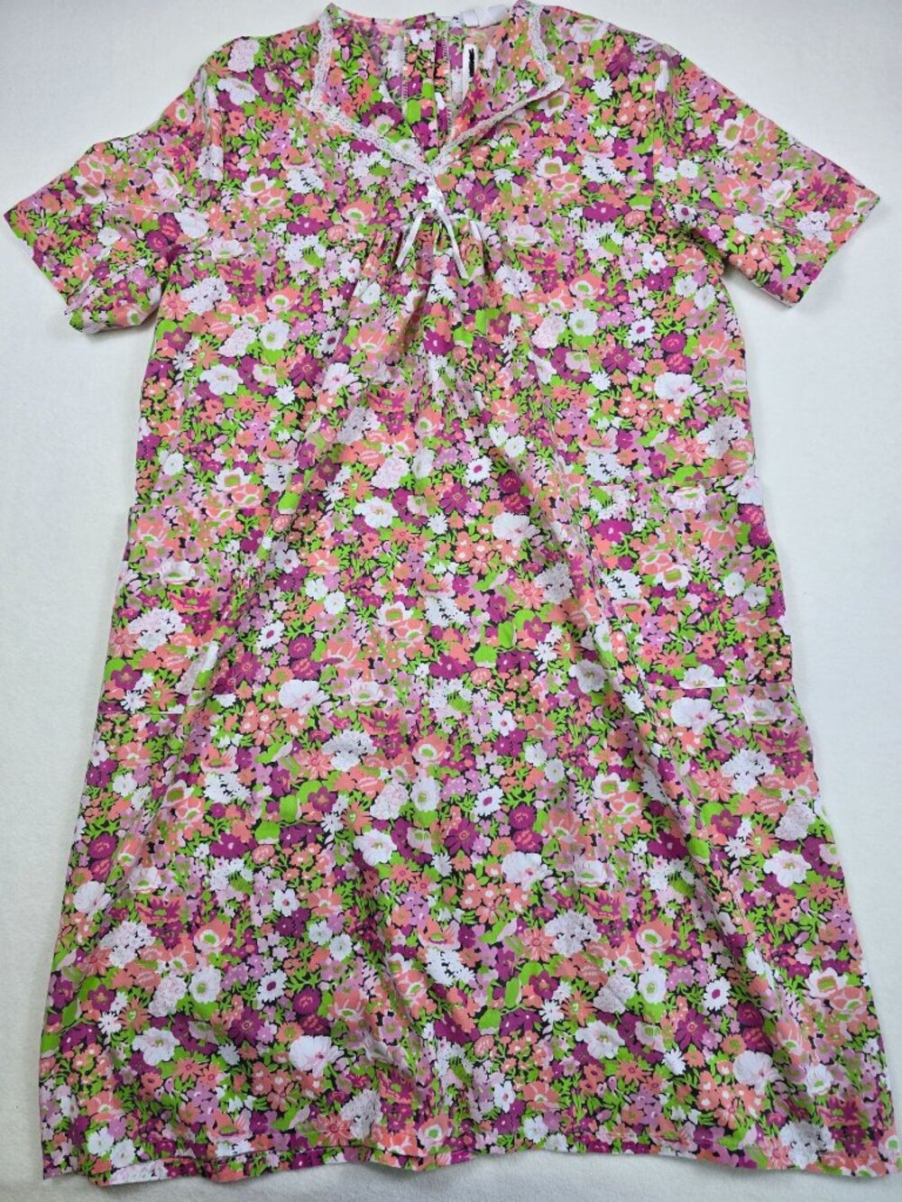 Vintage Floral Print Short Sleeve Nightgown X-Large Touch Of Care